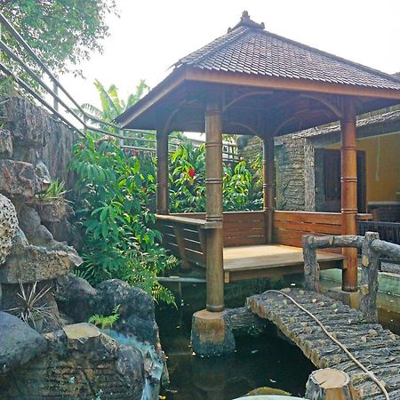 Oyo 90369 An Nur Family Homestay Syariah Cigombong Esterno foto