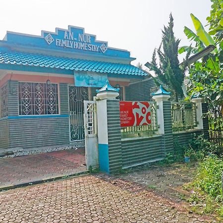 Oyo 90369 An Nur Family Homestay Syariah Cigombong Esterno foto